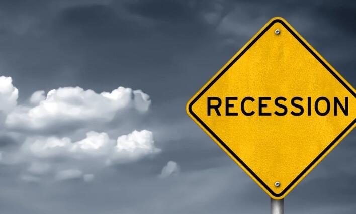 How Does a Recession Materialize?