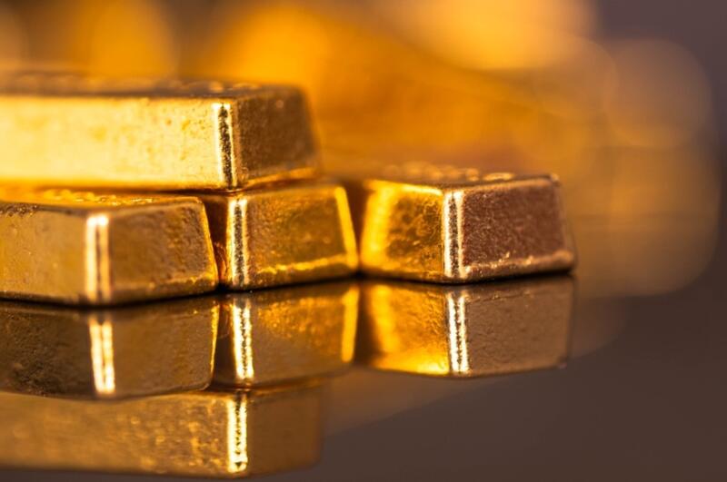Gold Still at Record Highs, Despite Rising Interest Rates
