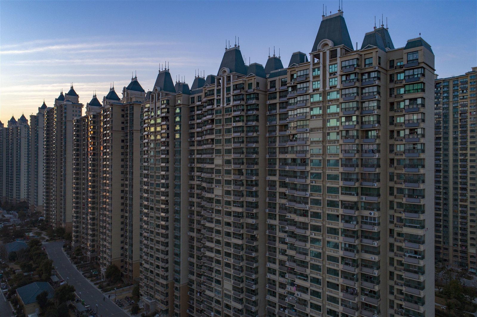 Evergrande, the "Chinese Lehman Brothers"?